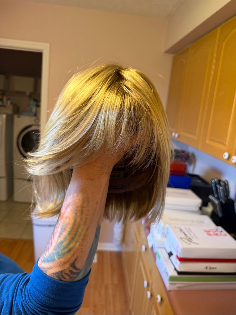 Ellen Willie Fresh Rooted Champagne Wig